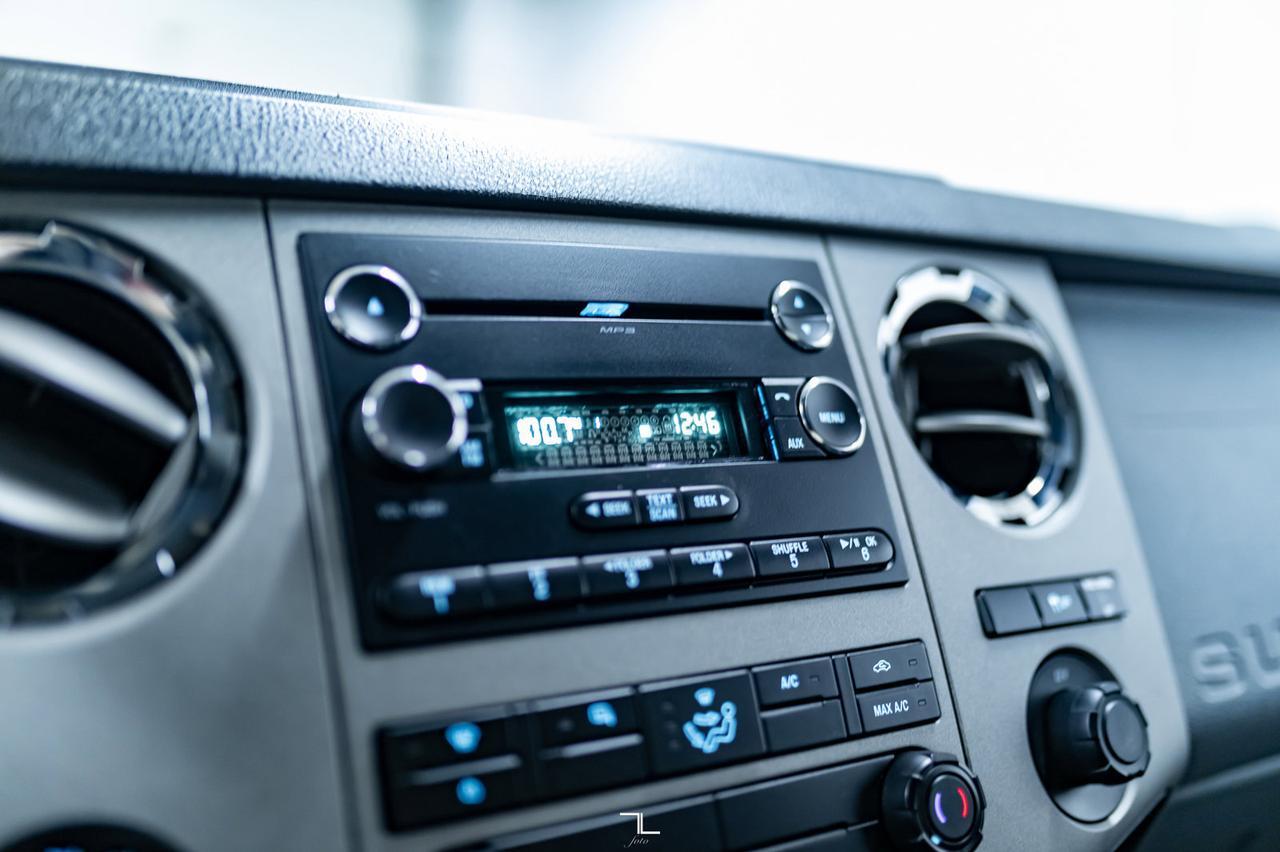 2015 Ford F-250 4x4 Super Cab XLT Longbox BCam Red Deer AB