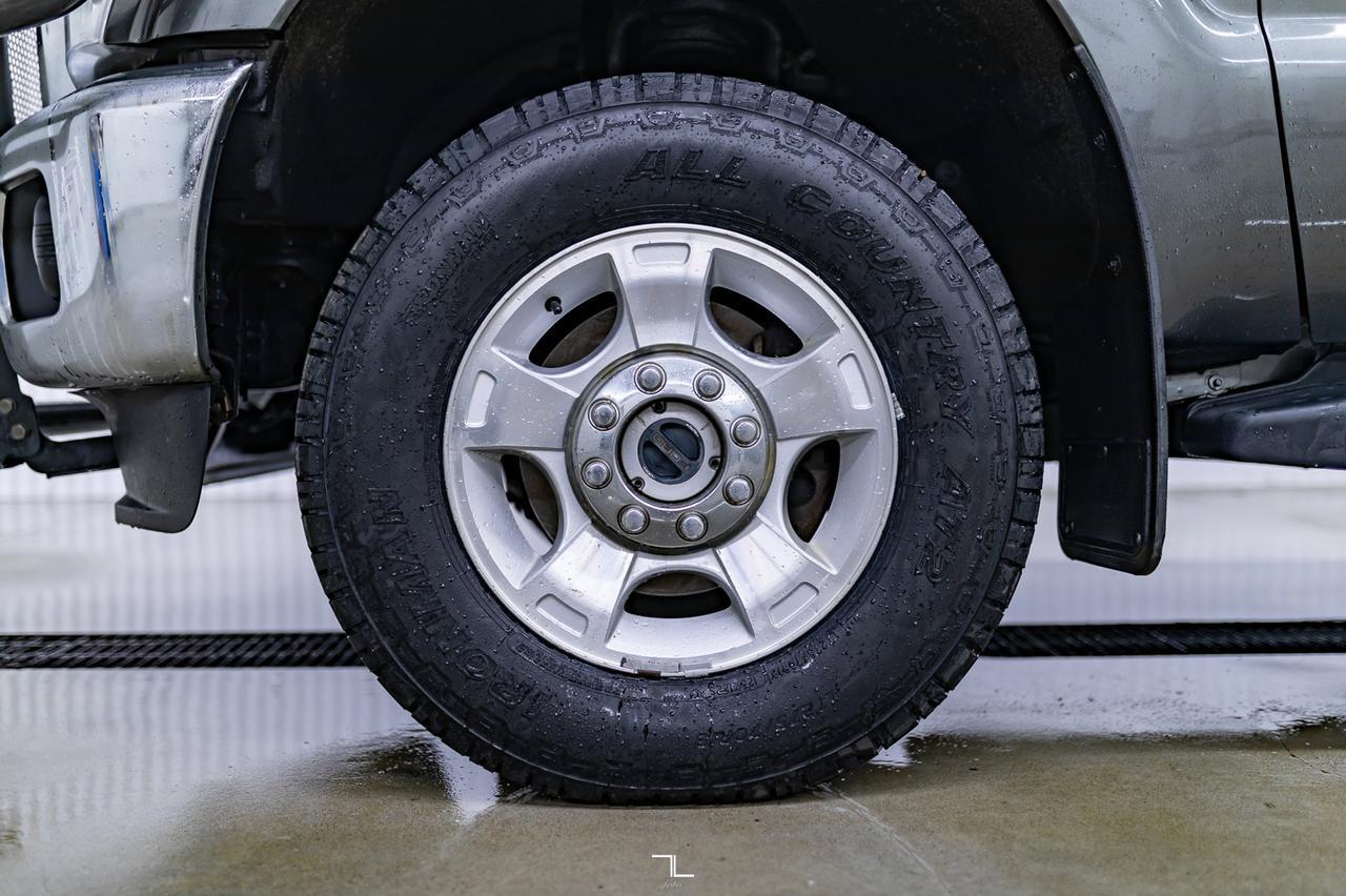 2015 Ford F-250 4x4 Super Cab XLT Longbox BCam Red Deer AB