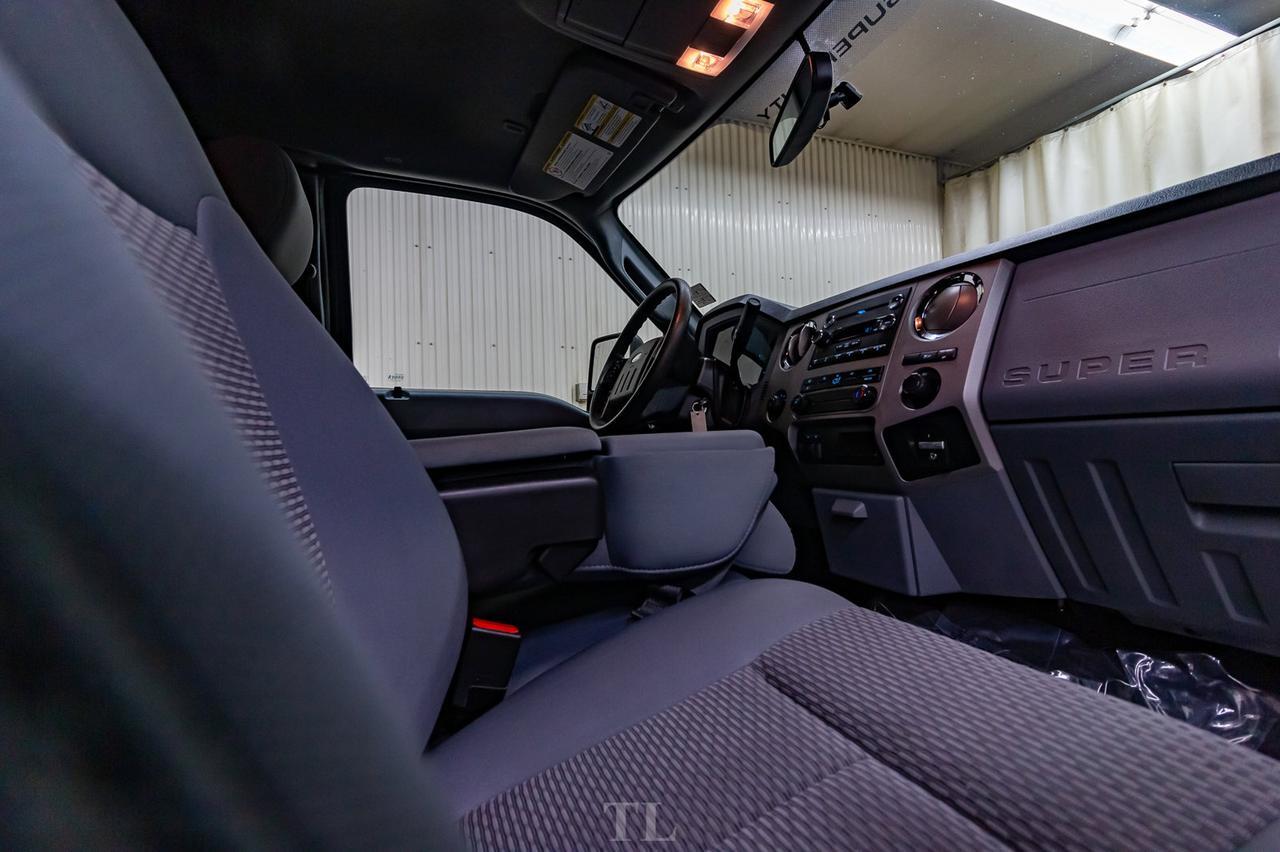 2015 Ford F-250 4x4 Super Cab XLT Longbox BCam Red Deer AB