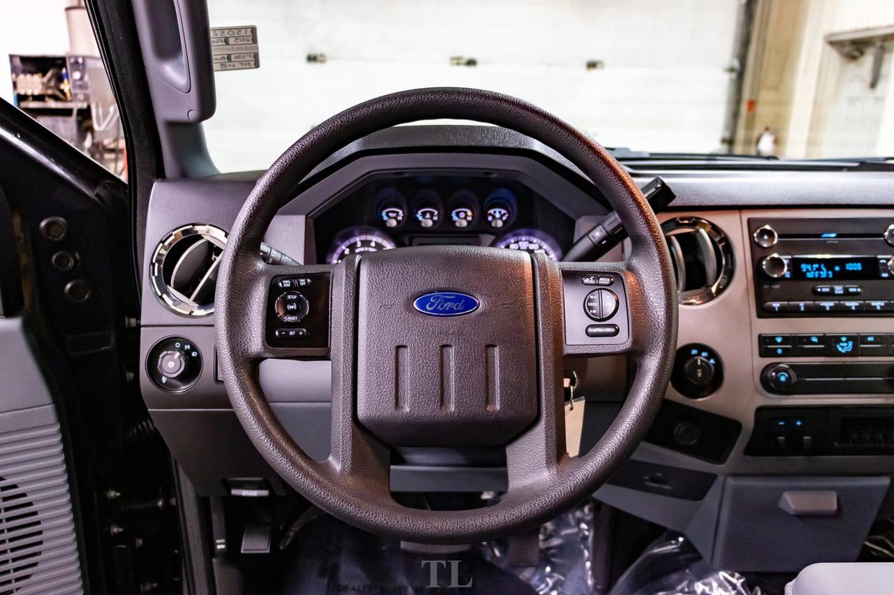 2015 Ford F-250 4x4 Super Cab XLT Longbox BCam Red Deer AB