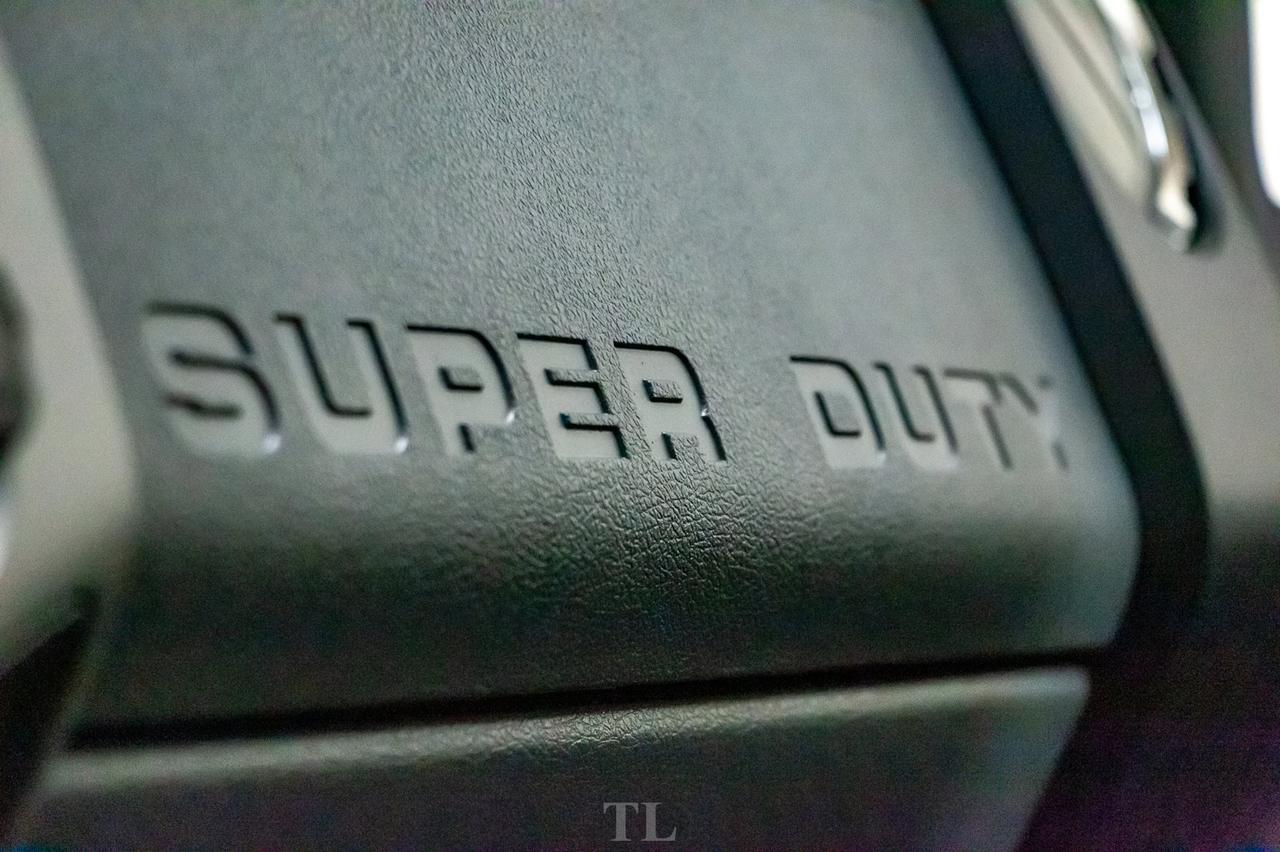 2015 Ford F-250 4x4 Super Cab XLT Longbox BCam Red Deer AB