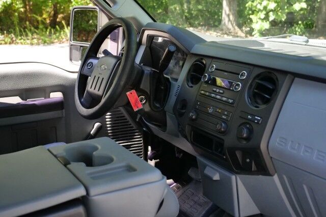 2015 Ford F-250SD XL / 6.2L V8 / Knapheide Service Body / Power Liftgate! High Point NC