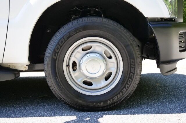 2015 Ford F-250SD XL / 6.2L V8 / Knapheide Service Body / Power Liftgate! High Point NC