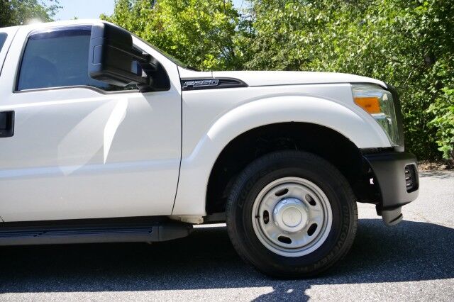 2015 Ford F-250SD XL / 6.2L V8 / Knapheide Service Body / Power Liftgate! High Point NC