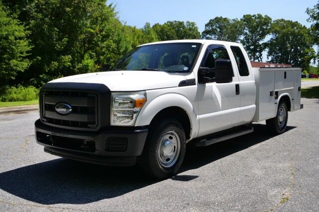 2015 Ford F-250SD XL / 6.2L V8 / Knapheide Service Body / Power Liftgate! High Point NC