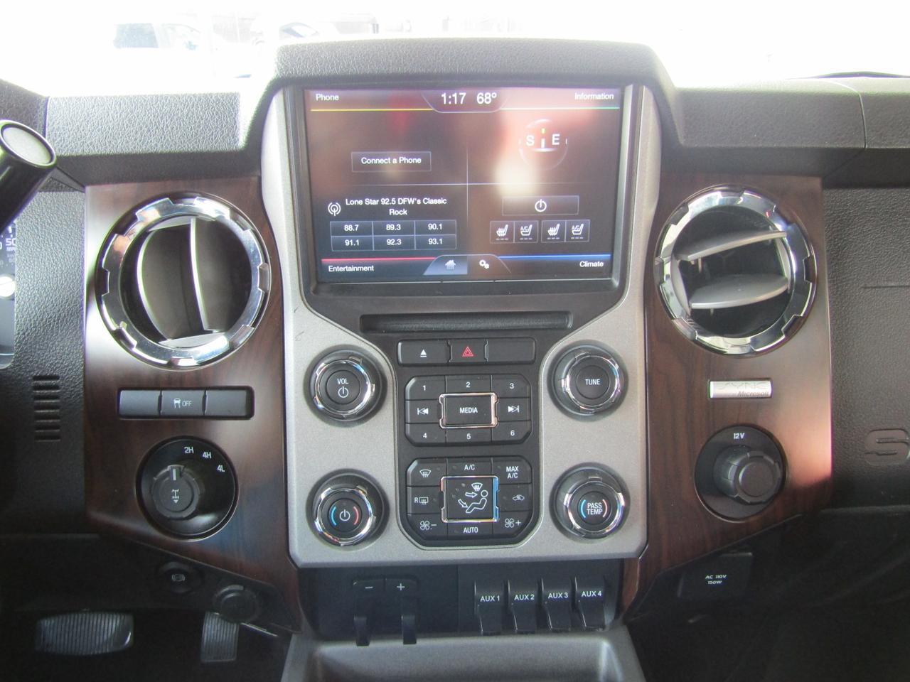 2015 Ford F-350 4WD Crew Cab 156 Lariat Grand Prairie TX