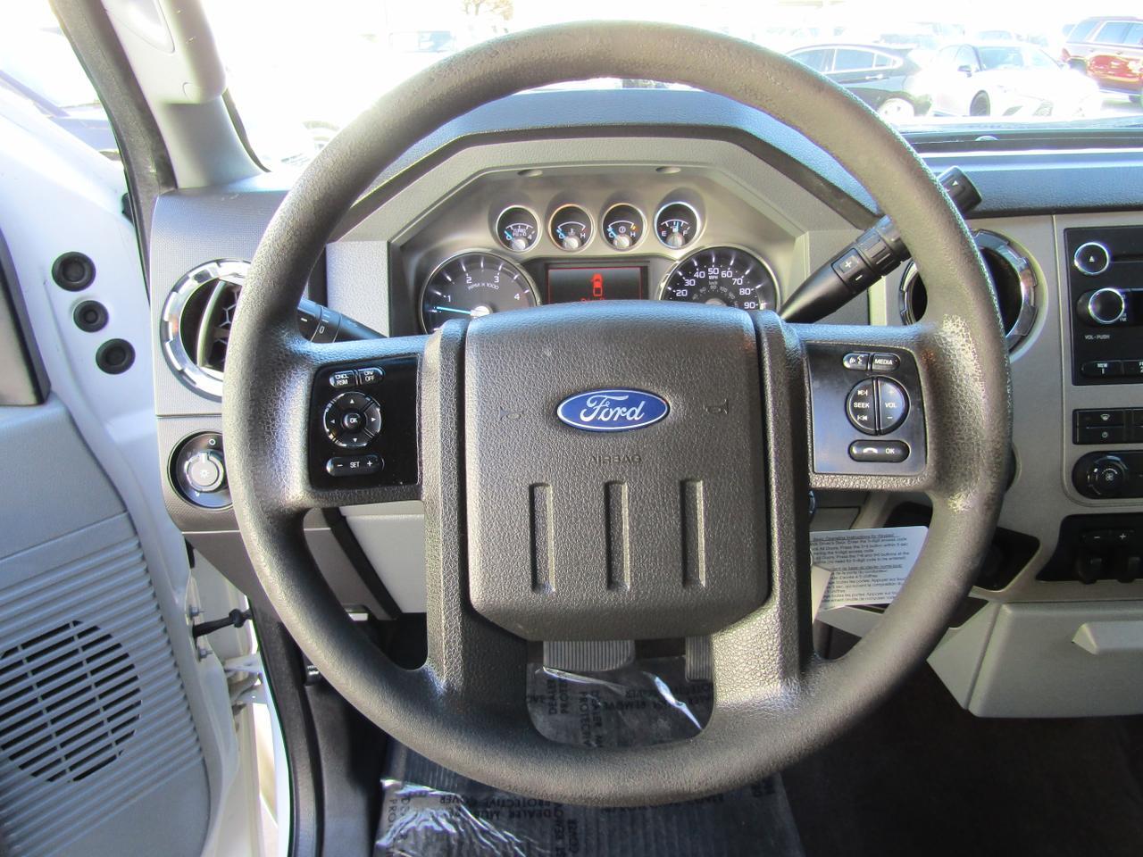 2015 Ford F-350 4WD Crew Cab 172 XLT Grand Prairie TX