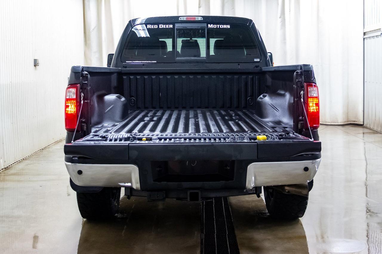 2015 Ford F-350 4x4 Crew Cab Lariat Diesel Leather Roof Nav Red Deer AB