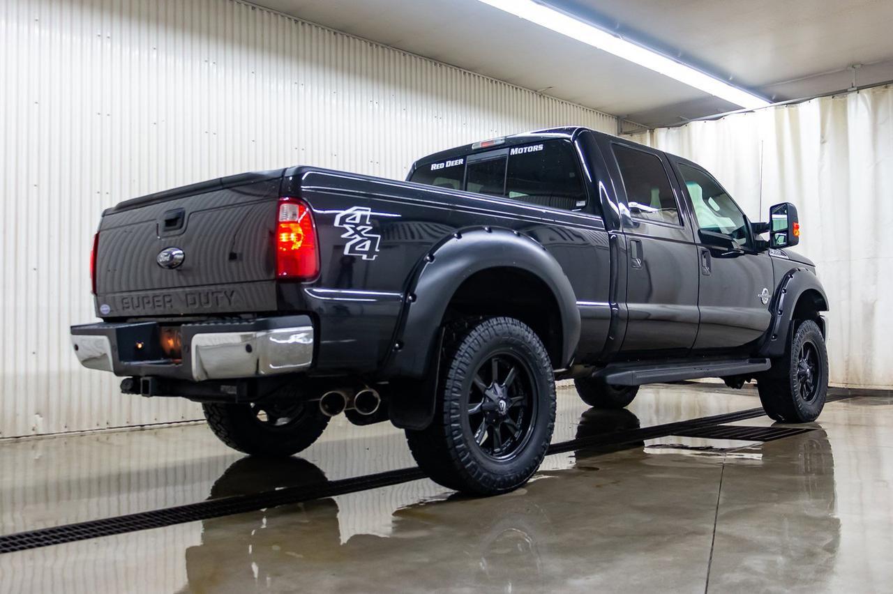 2015 Ford F-350 4x4 Crew Cab Lariat Diesel Leather Roof Nav Red Deer AB