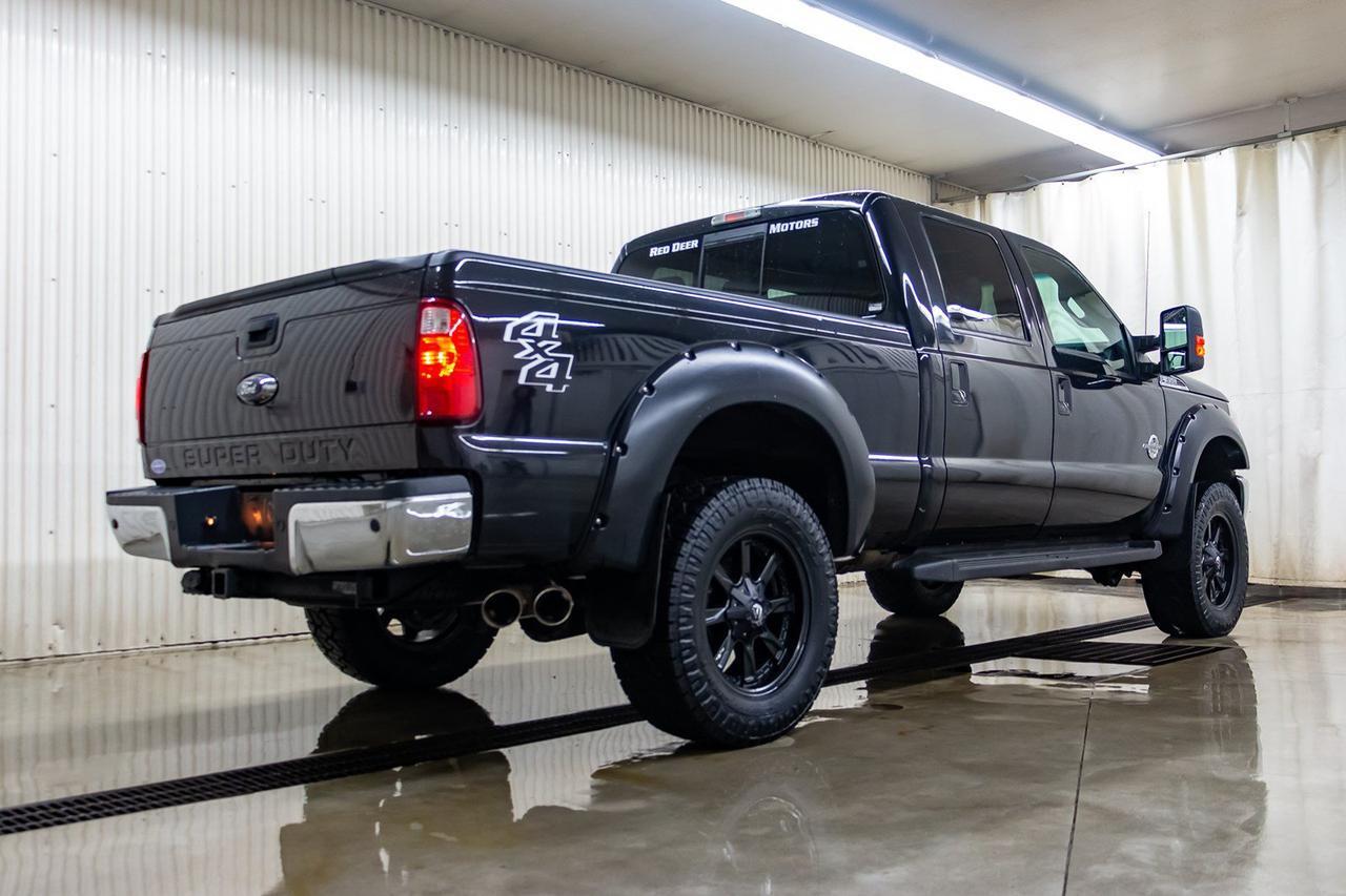 2015 Ford F-350 4x4 Crew Cab Lariat Diesel Leather Roof Nav Red Deer AB