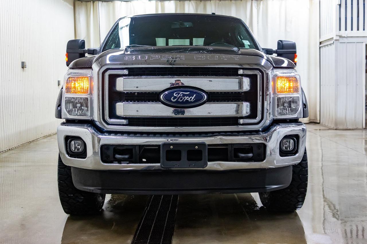 2015 Ford F-350 4x4 Crew Cab Lariat Diesel Leather Roof Nav Red Deer AB