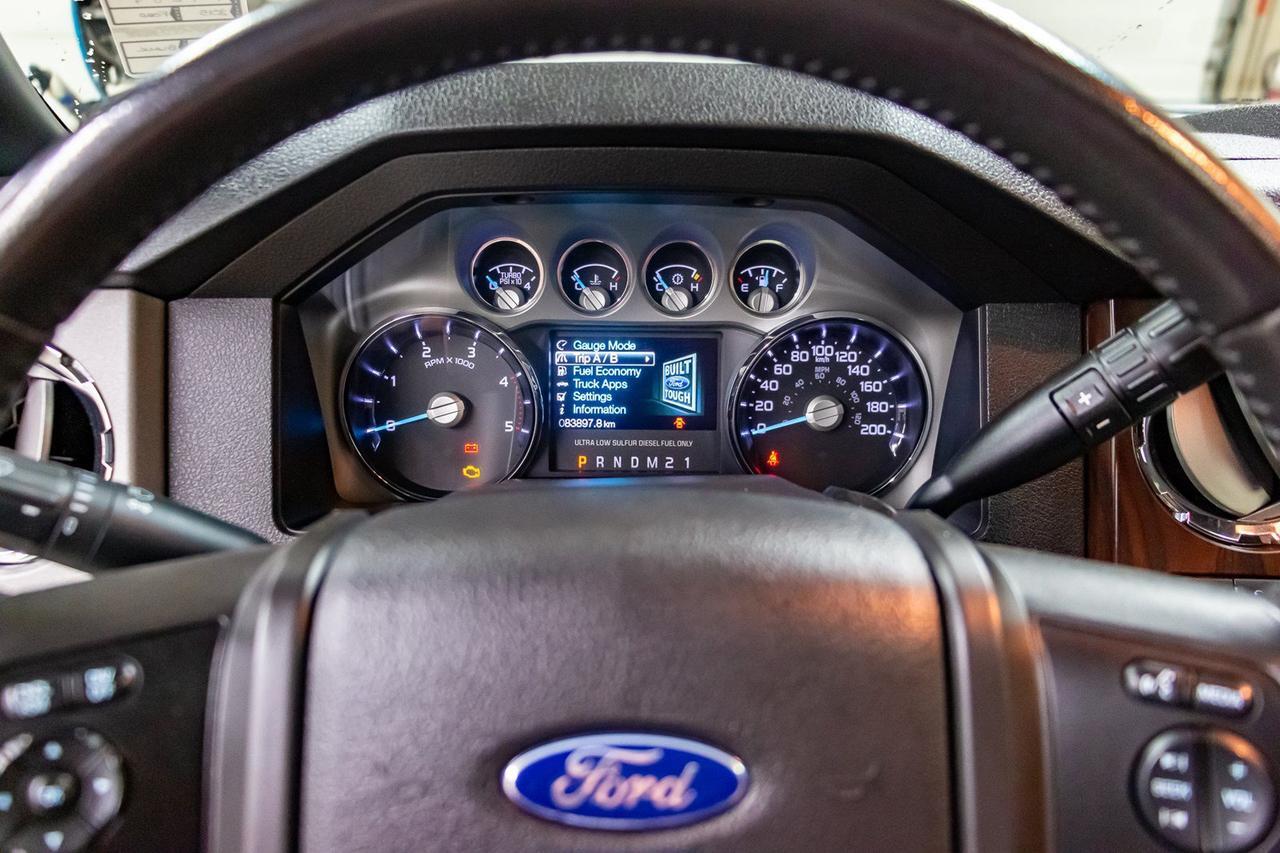 2015 Ford F-350 4x4 Crew Cab Lariat Diesel Leather Roof Nav Red Deer AB