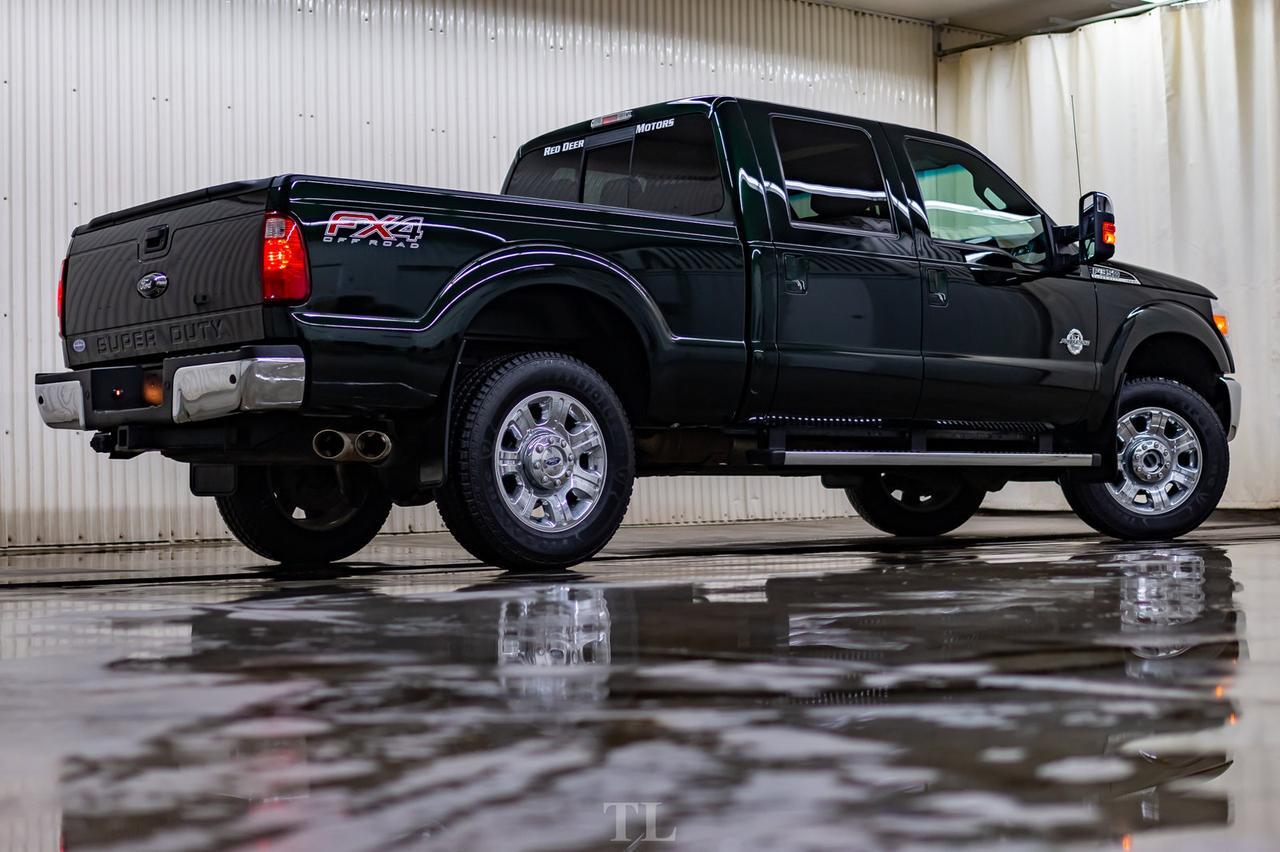 2015 Ford F-350 4x4 Crew Cab Lariat Diesel Leather Roof Nav Red Deer AB