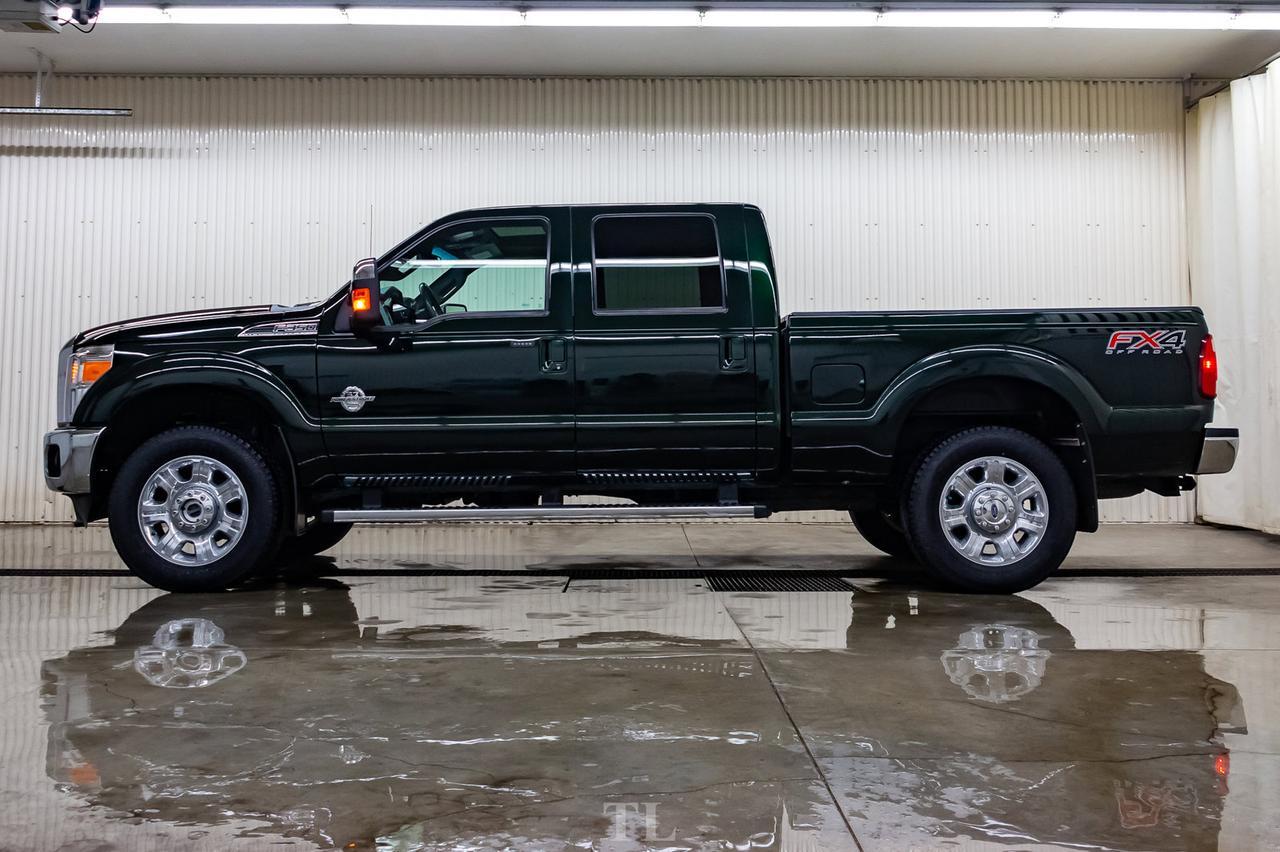 2015 Ford F-350 4x4 Crew Cab Lariat Diesel Leather Roof Nav Red Deer AB