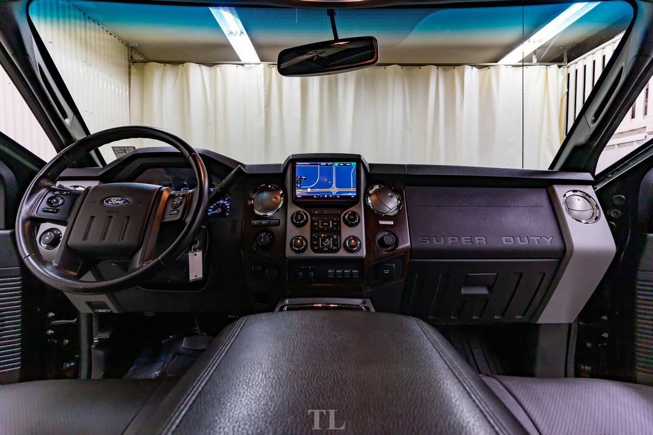 2015 Ford F-350 4x4 Crew Cab Lariat Diesel Leather Roof Nav Red Deer AB