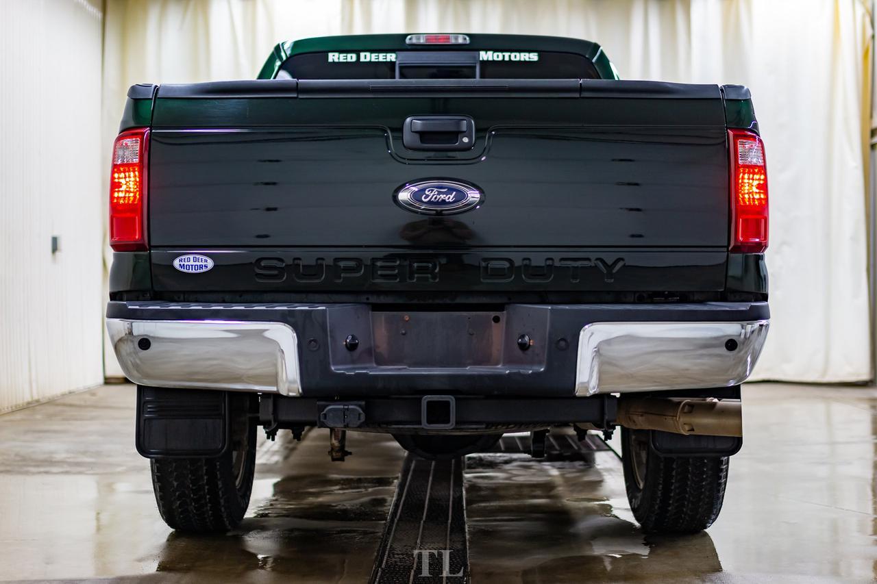 2015 Ford F-350 4x4 Crew Cab Lariat Diesel Leather Roof Nav Red Deer AB