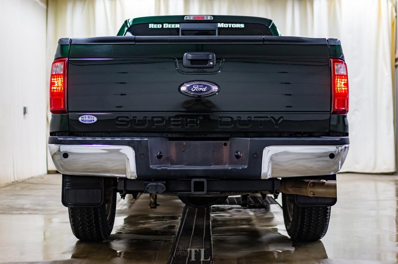 2015 Ford F-350 4x4 Crew Cab Lariat Diesel Leather Roof Nav Red Deer AB