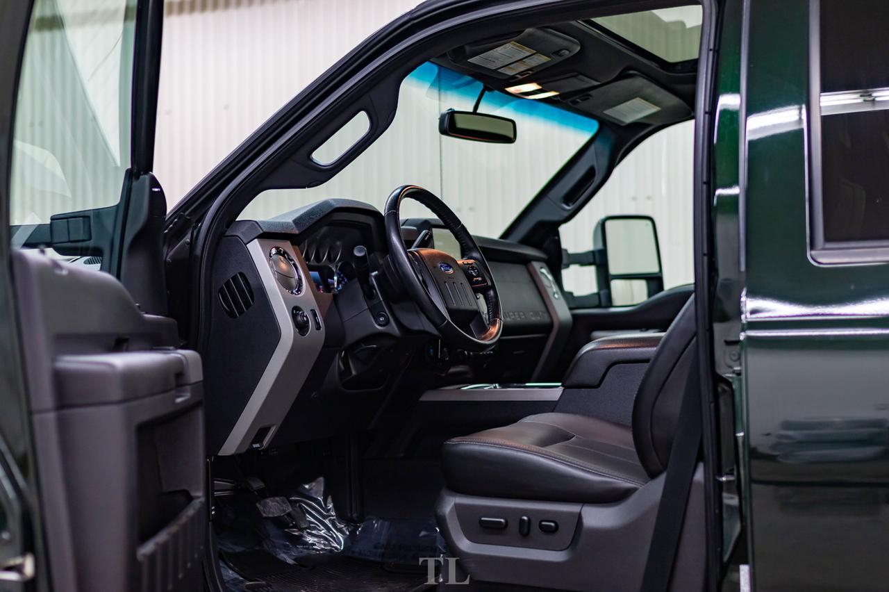 2015 Ford F-350 4x4 Crew Cab Lariat Diesel Leather Roof Nav Red Deer AB