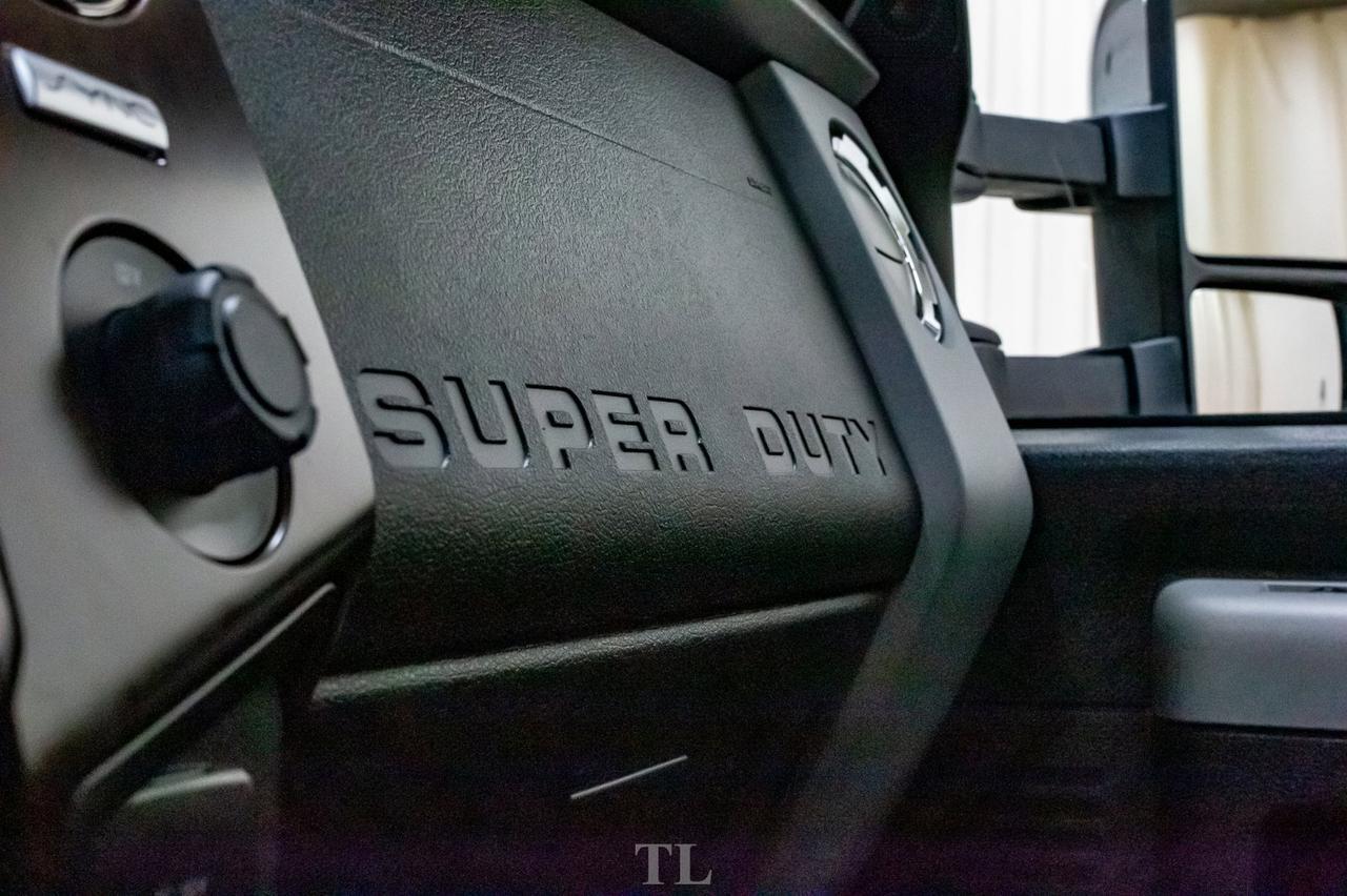 2015 Ford F-350 4x4 Crew Cab Lariat Diesel Leather Roof Nav Red Deer AB