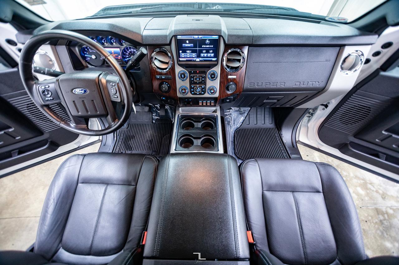 2015 Ford F-350 4x4 Crew Cab Lariat FX4 Diesel Leather Roof Nav BCam Red Deer AB