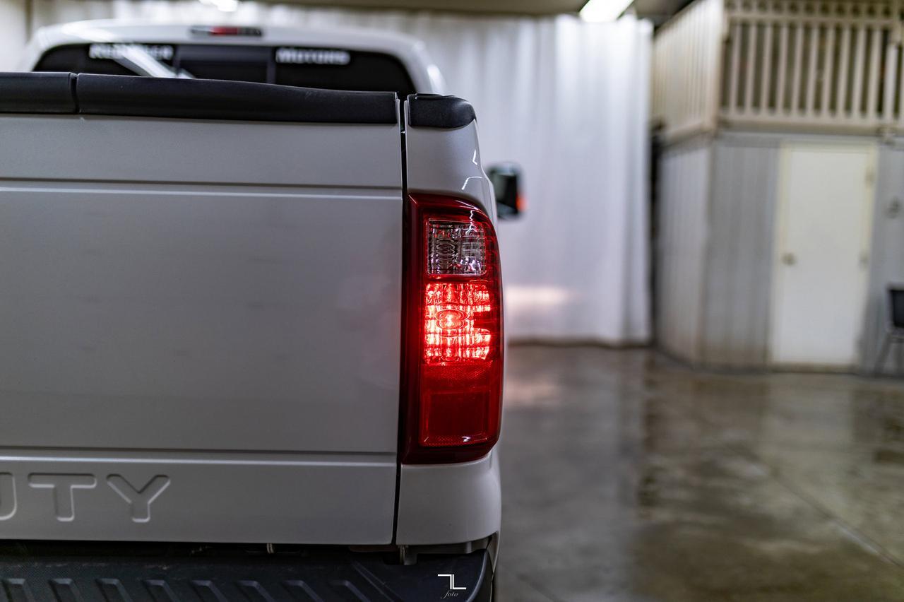 2015 Ford F-350 4x4 Crew Cab Lariat FX4 Diesel Leather Roof Nav BCam Red Deer AB