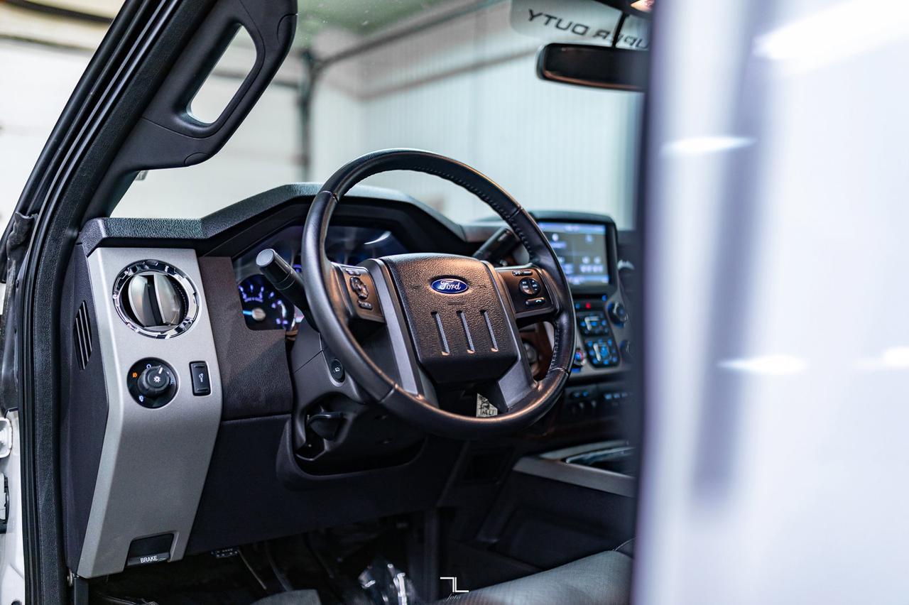 2015 Ford F-350 4x4 Crew Cab Lariat FX4 Diesel Leather Roof Nav BCam Red Deer AB