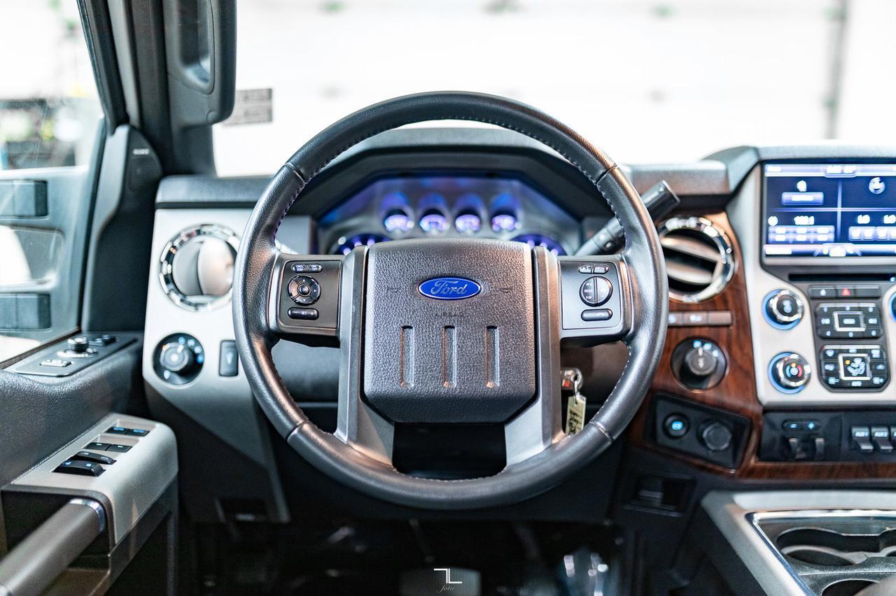 2015 Ford F-350 4x4 Crew Cab Lariat FX4 Diesel Leather Roof Nav BCam Red Deer AB