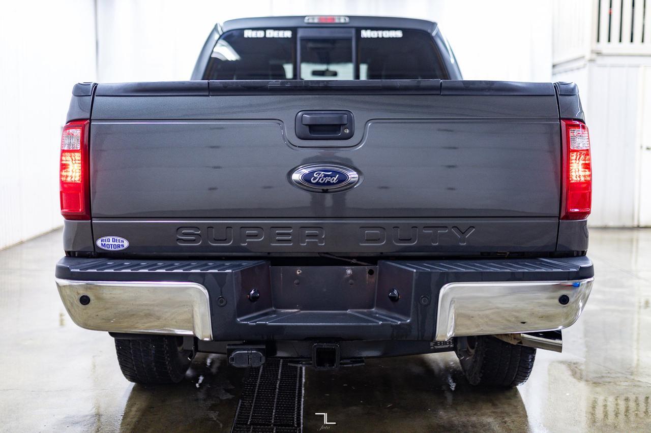 2015 Ford F-350 4x4 Crew Cab Lariat FX4 Diesel Leather Roof Nav Red Deer AB