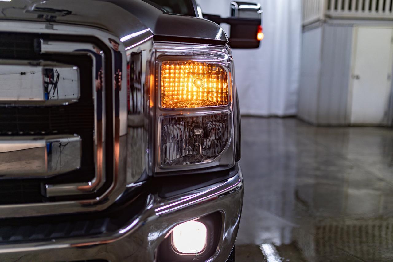 2015 Ford F-350 4x4 Crew Cab Lariat FX4 Diesel Leather Roof Nav Red Deer AB