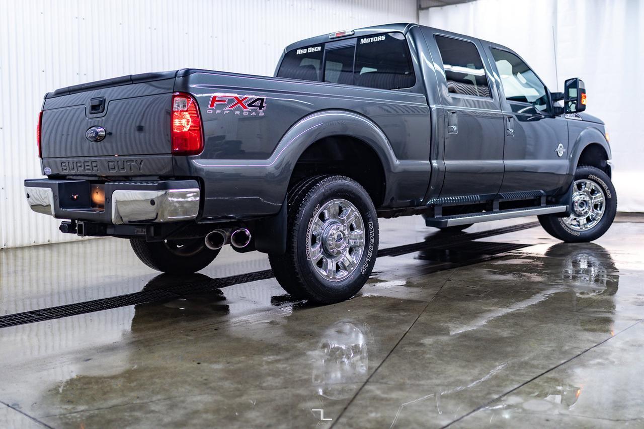 2015 Ford F-350 4x4 Crew Cab Lariat FX4 Diesel Leather Roof Nav Red Deer AB