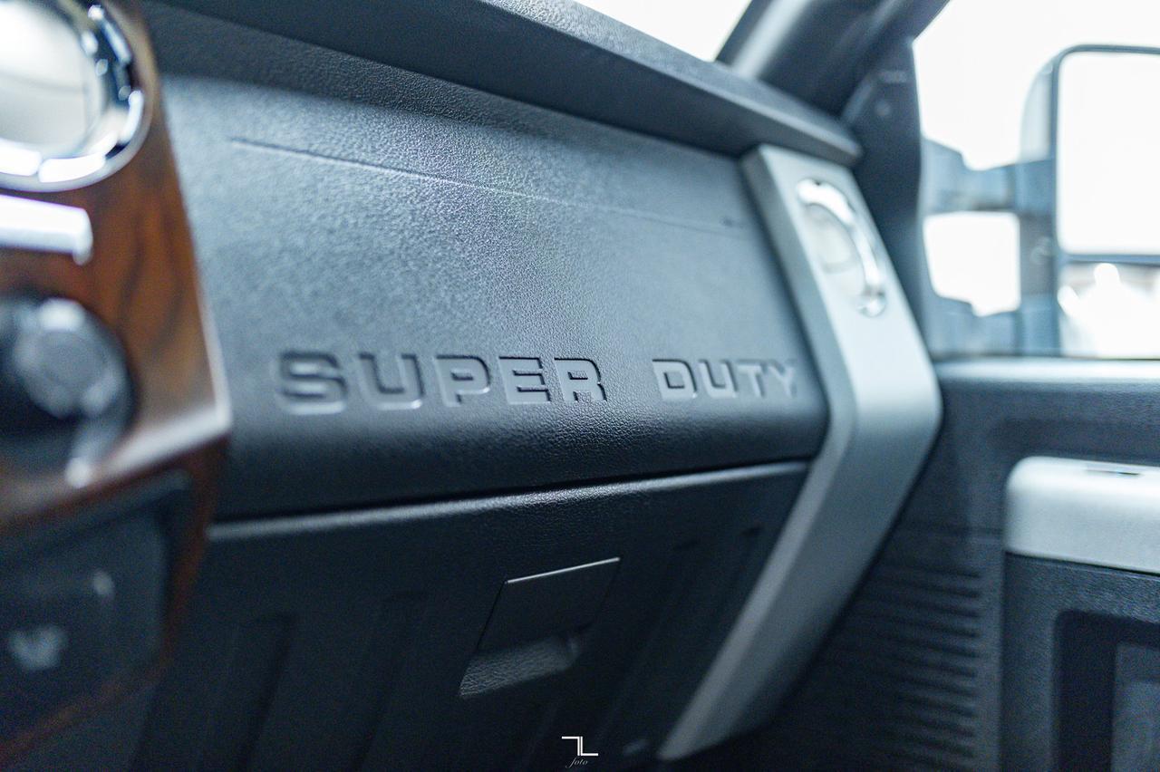 2015 Ford F-350 4x4 Crew Cab Lariat FX4 Diesel Leather Roof Nav Red Deer AB