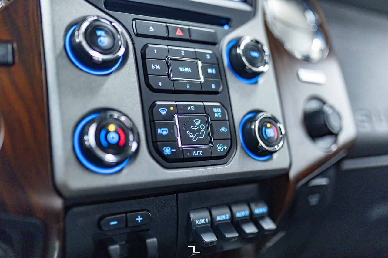 2015 Ford F-350 4x4 Crew Cab Lariat FX4 Diesel Leather Roof Nav Red Deer AB