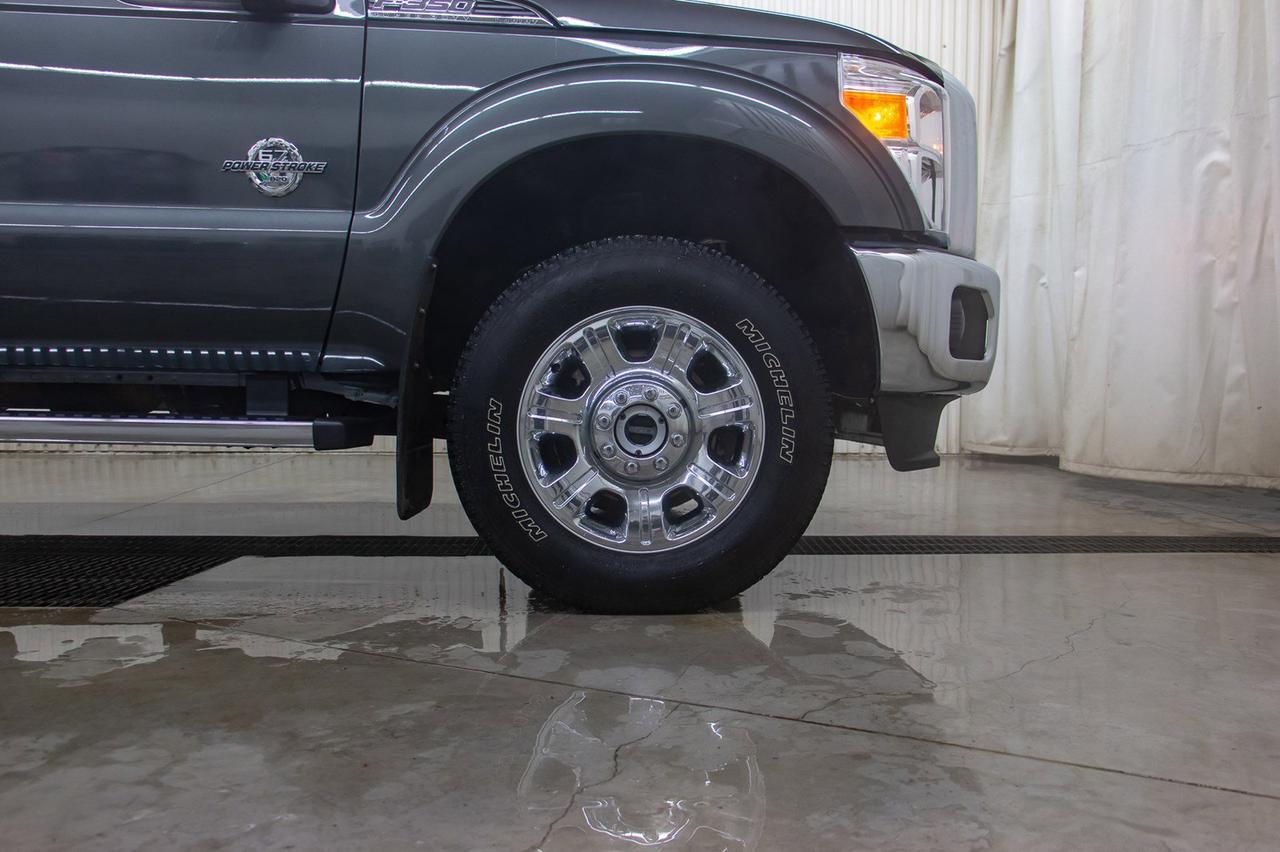 2015 Ford F-350 4x4 Crew Cab Lariat FX4 Diesel Leather Roof Nav Red Deer AB