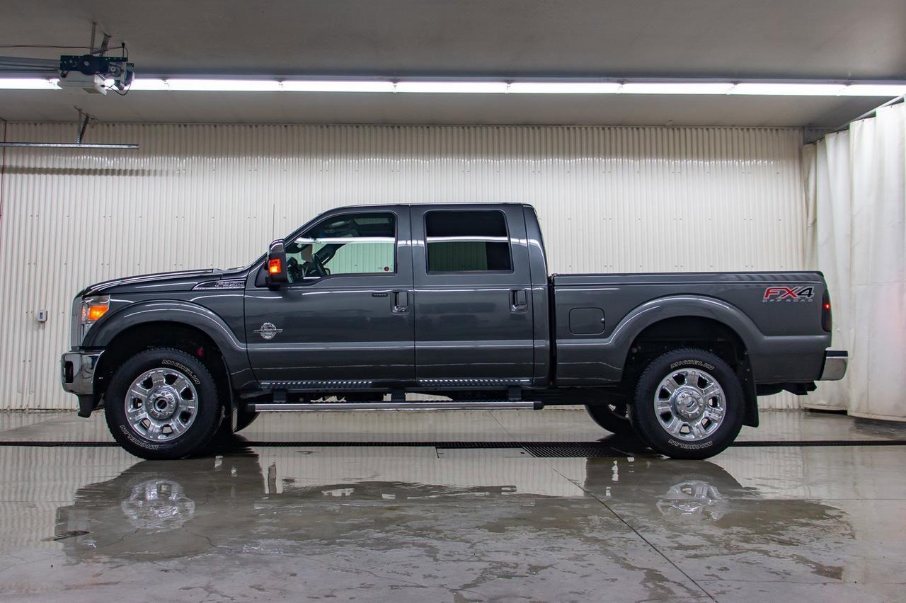 2015 Ford F-350 4x4 Crew Cab Lariat FX4 Diesel Leather Roof Nav Red Deer AB