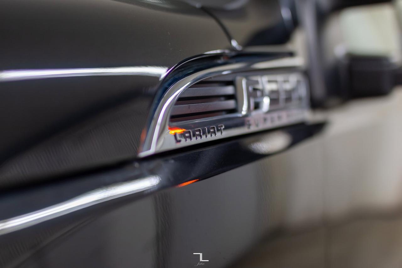 2015 Ford F-350 4x4 Crew Cab Lariat Longbox Leather Roof Nav BCam Red Deer AB