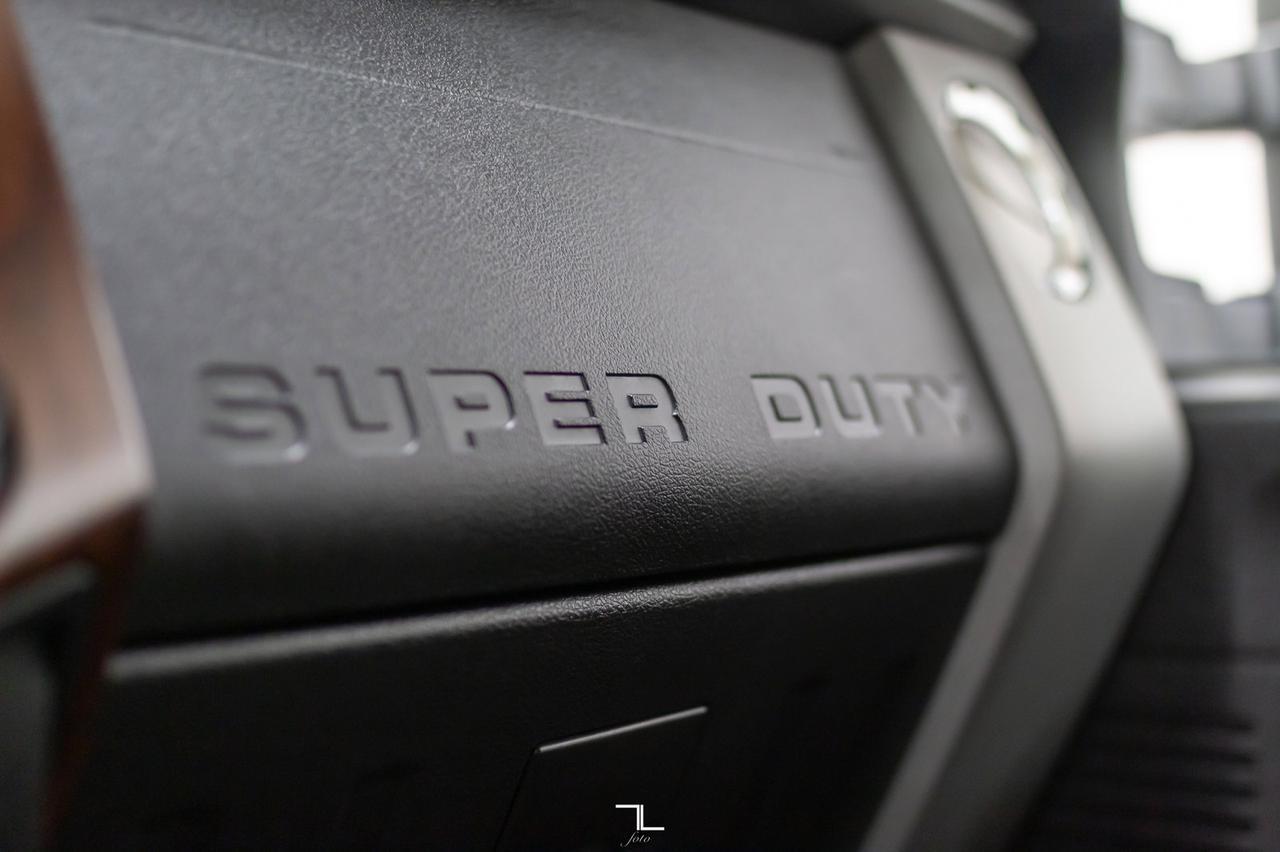 2015 Ford F-350 4x4 Crew Cab Lariat Longbox Leather Roof Nav BCam Red Deer AB