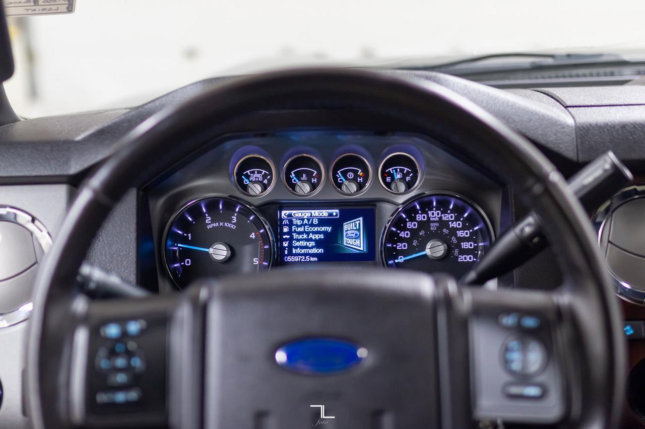 2015 Ford F-350 4x4 Crew Cab Lariat Longbox Leather Roof Nav BCam Red Deer AB