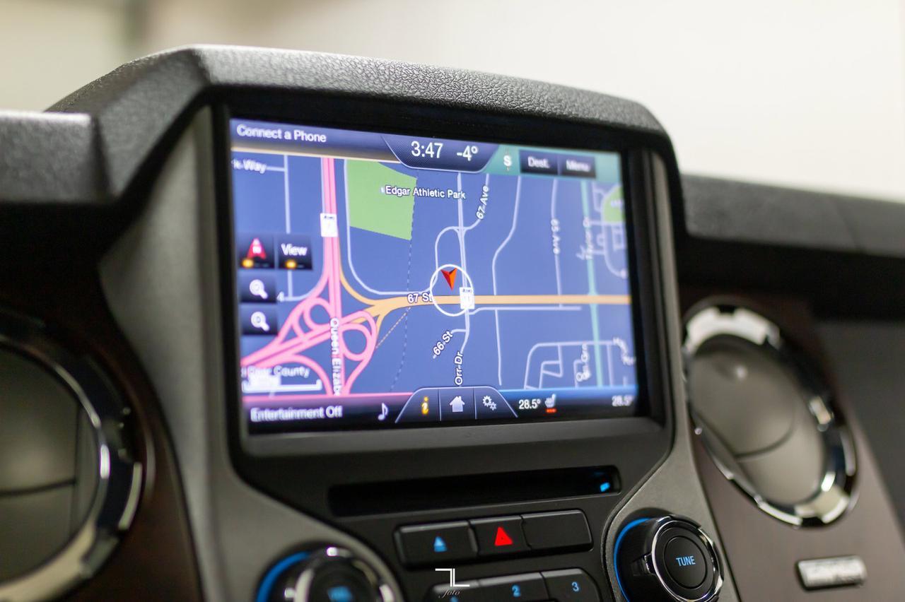 2015 Ford F-350 4x4 Crew Cab Lariat Longbox Leather Roof Nav BCam Red Deer AB