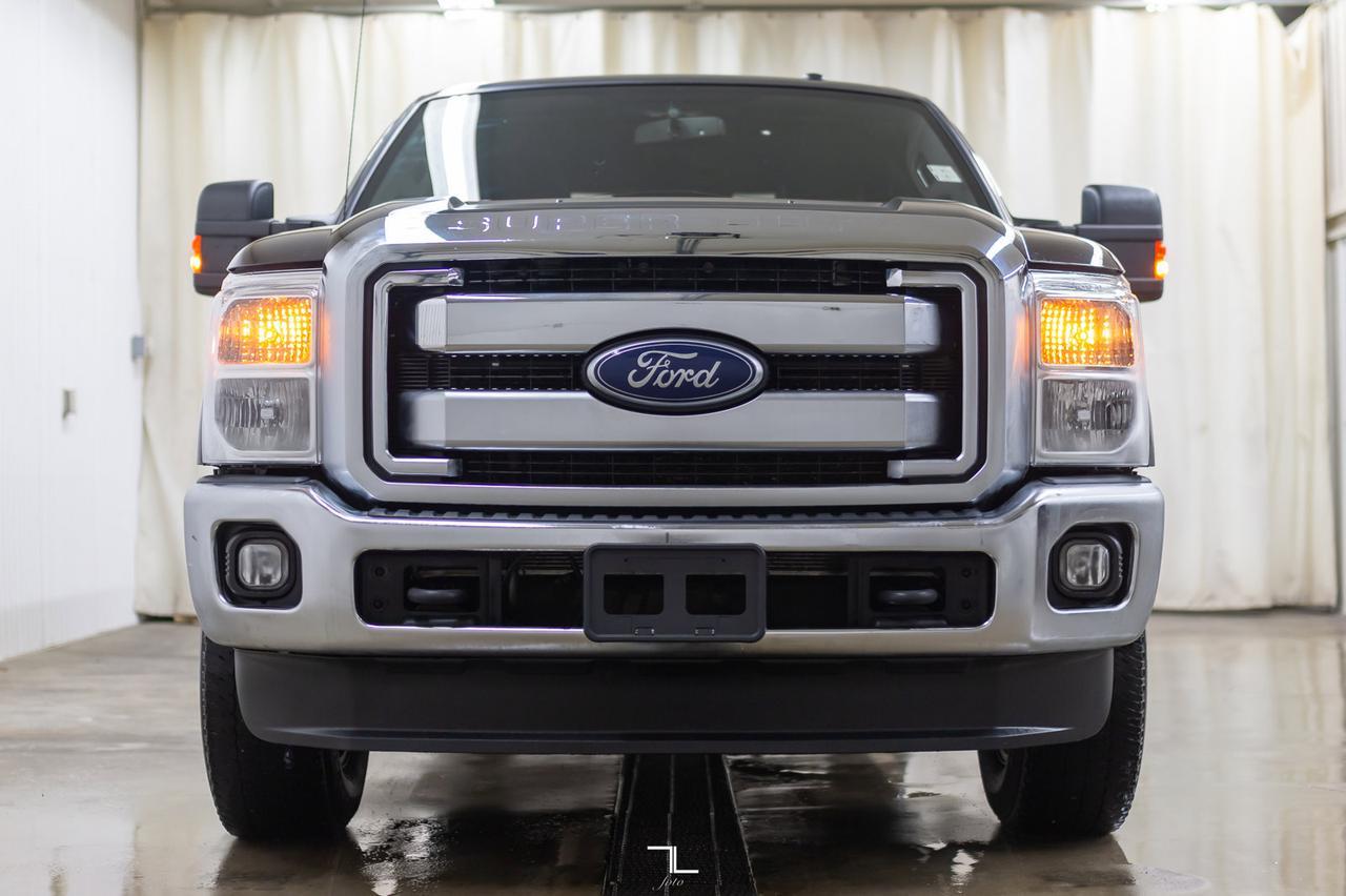 2015 Ford F-350 4x4 Crew Cab Lariat Longbox Leather Roof Nav BCam Red Deer AB