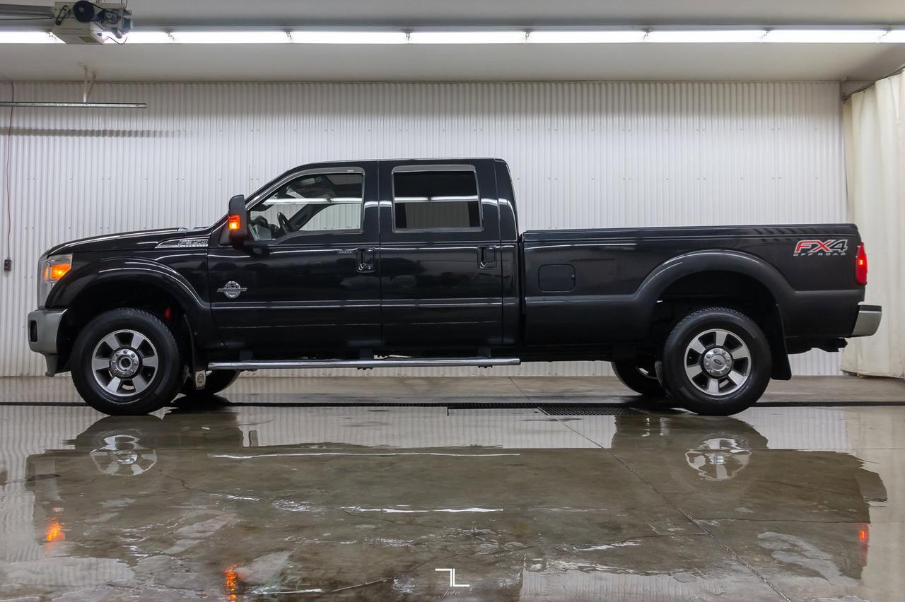 2015 Ford F-350 4x4 Crew Cab Lariat Longbox Leather Roof Nav BCam Red Deer AB