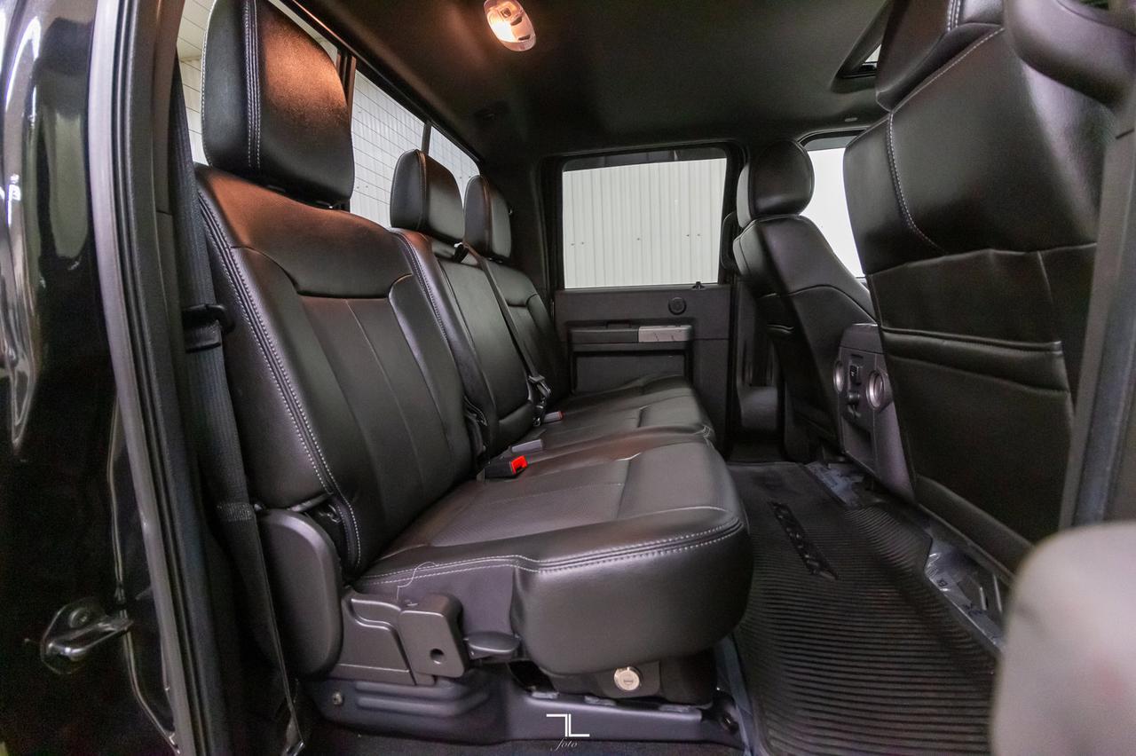 2015 Ford F-350 4x4 Crew Cab Lariat Longbox Leather Roof Nav BCam Red Deer AB