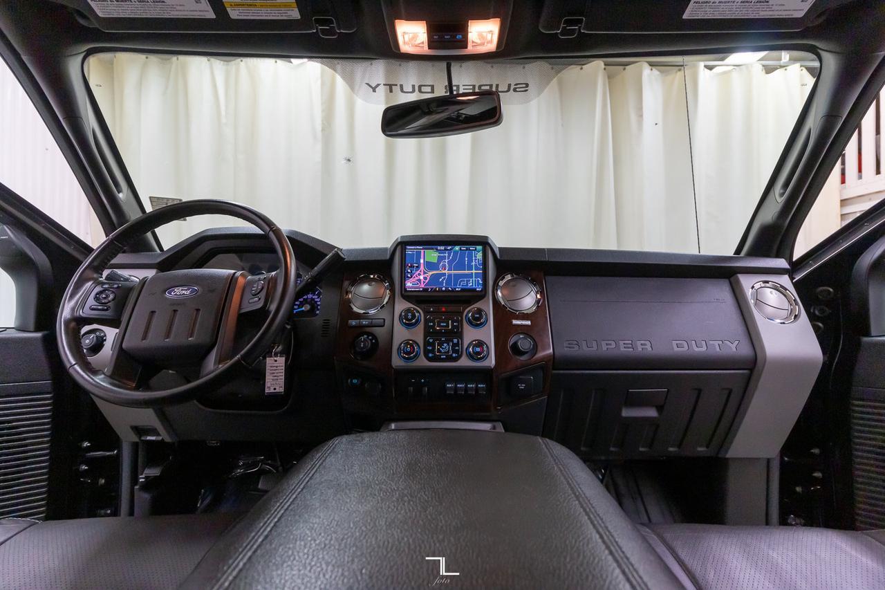 2015 Ford F-350 4x4 Crew Cab Lariat Longbox Leather Roof Nav BCam Red Deer AB