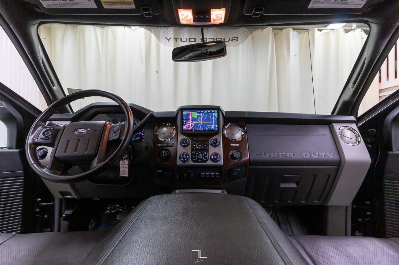 2015 Ford F-350 4x4 Crew Cab Lariat Longbox Leather Roof Nav BCam Red Deer AB