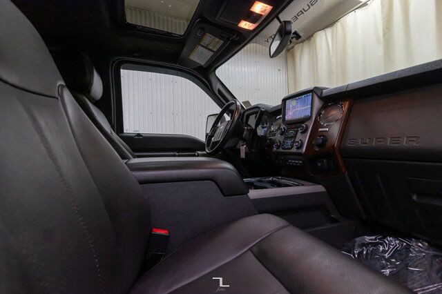 2015 Ford F-350 4x4 Crew Cab Lariat Longbox Leather Roof Nav BCam Red Deer AB