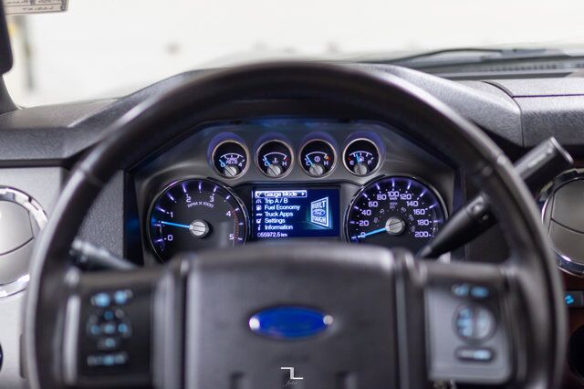 2015 Ford F-350 4x4 Crew Cab Lariat Longbox Leather Roof Nav BCam Red Deer AB