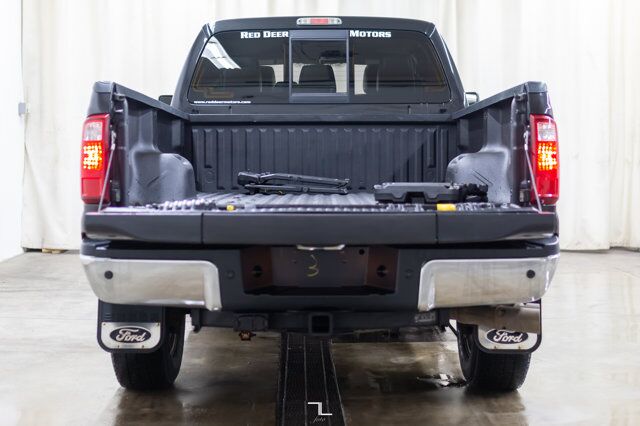 2015 Ford F-350 4x4 Crew Cab Lariat Longbox Leather Roof Nav BCam Red Deer AB