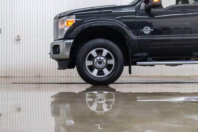 2015 Ford F-350 4x4 Crew Cab Lariat Longbox Leather Roof Nav BCam Red Deer AB