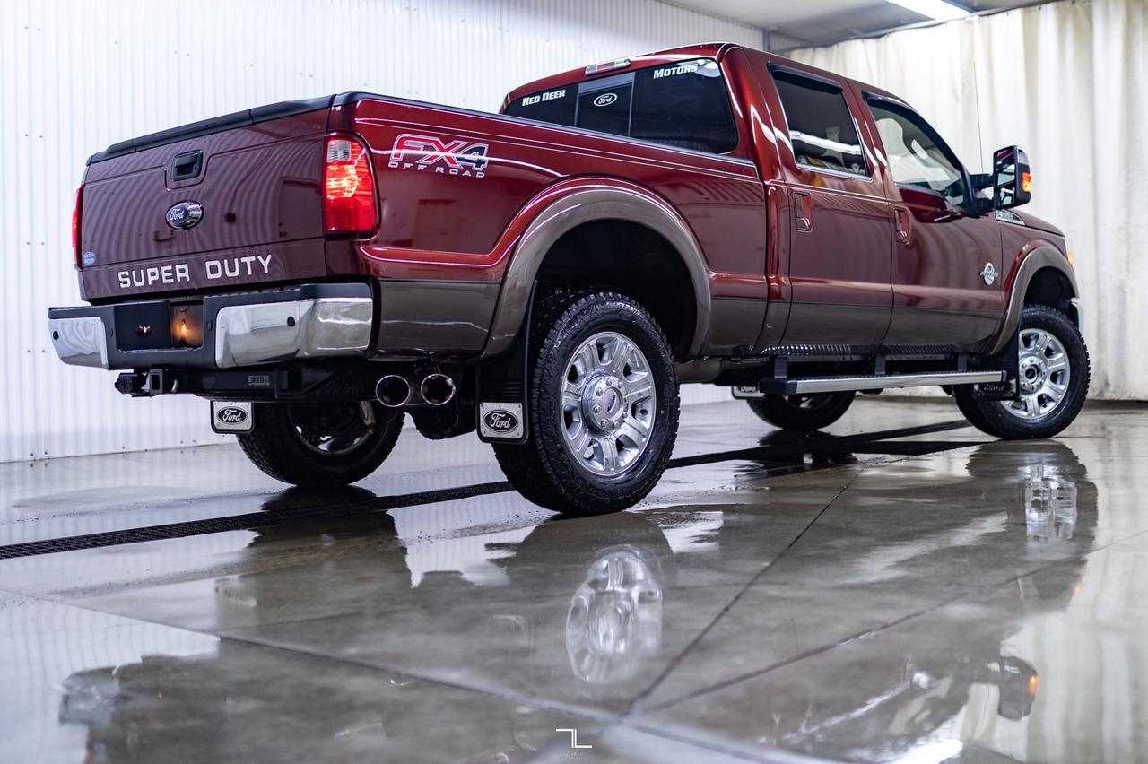 2015 Ford F-350 4x4 Crew Cab Lariat Ultimate Diesel Leather Roof Nav Red Deer AB