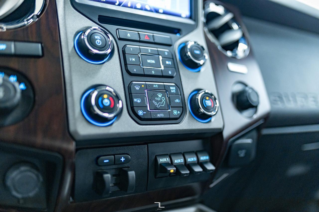 2015 Ford F-350 4x4 Crew Cab Lariat Ultimate Diesel Leather Roof Nav Red Deer AB