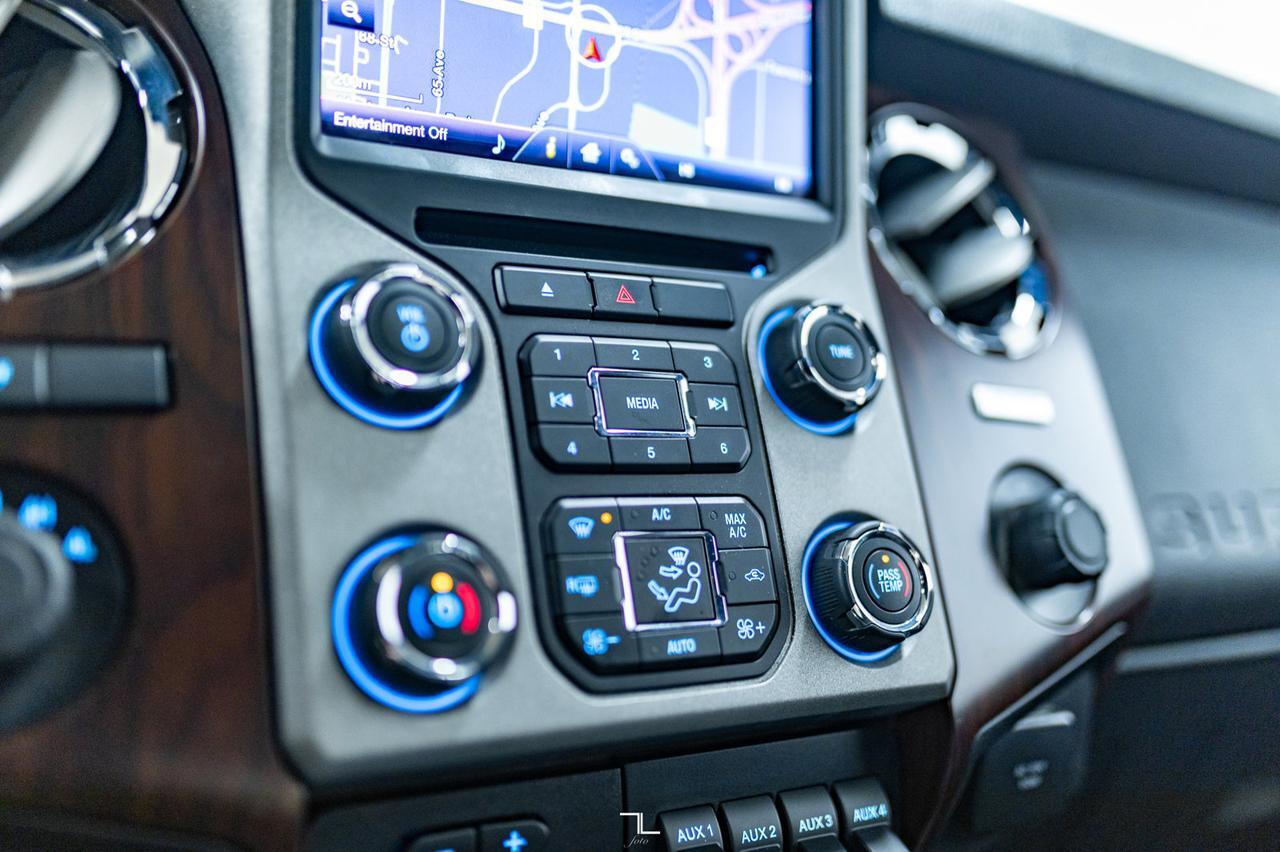 2015 Ford F-350 4x4 Crew Cab Lariat Ultimate Diesel Leather Roof Nav Red Deer AB